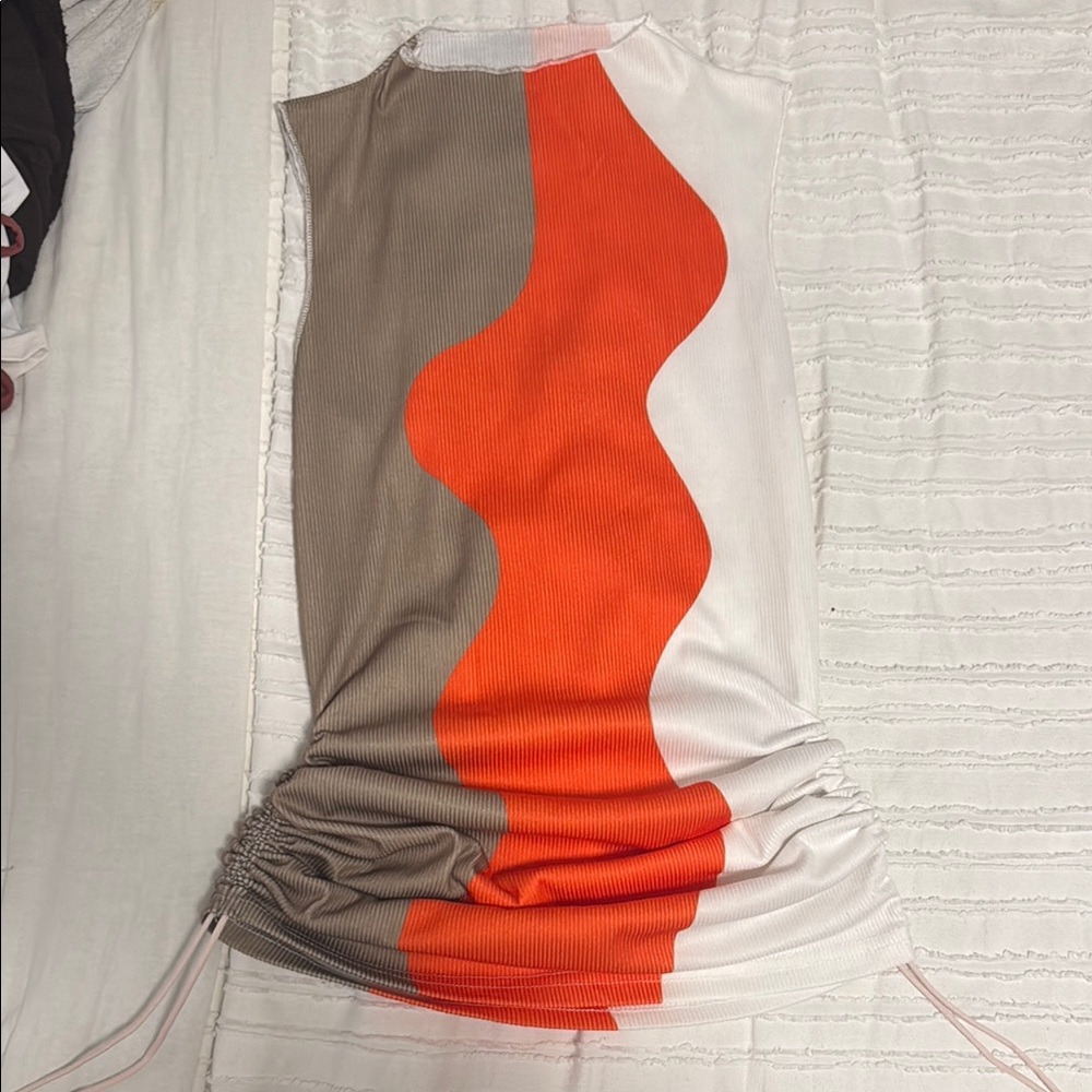 Colorful Wave Pattern Dress - Picture 5 of 5